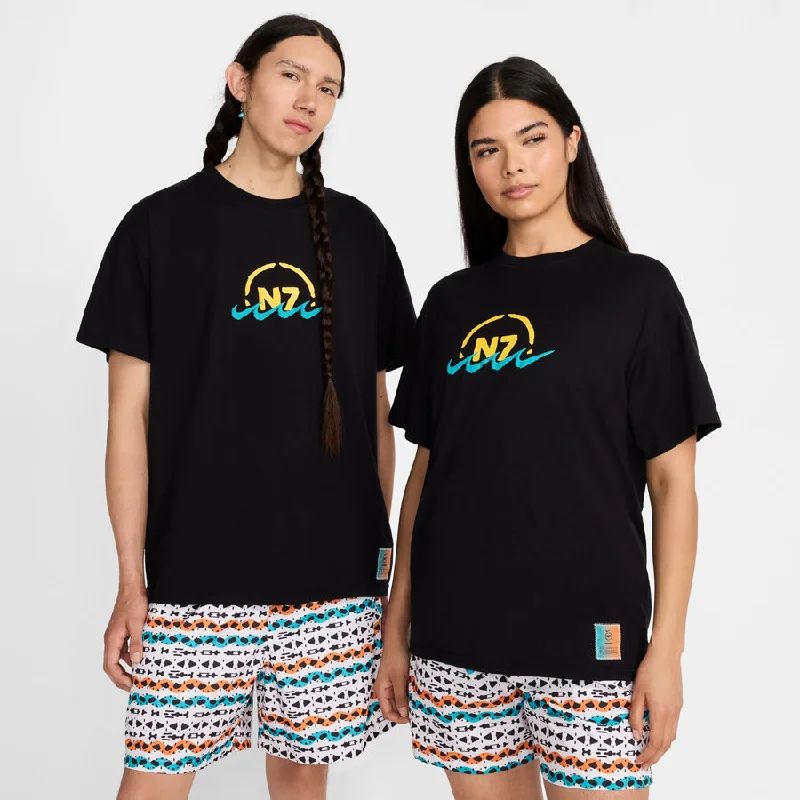 Nike N7 Sportswear Max90 T-Shirt-- Elasticated Padded Insulated