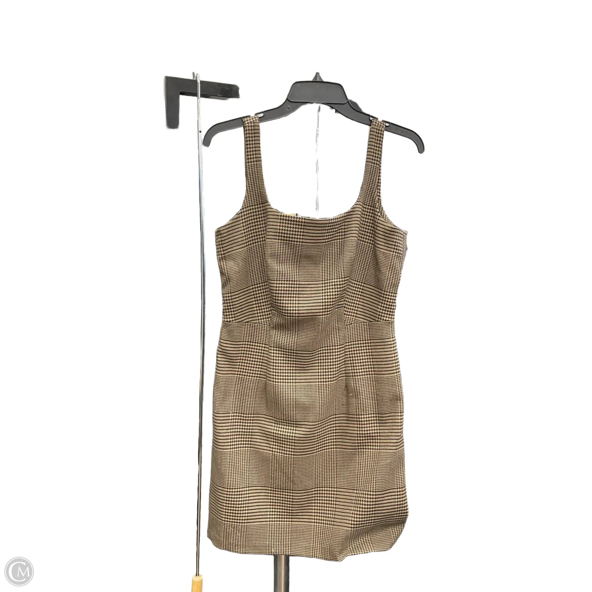 Dress Casual Short By Banana Republic In Brown, Size: 6 Crew Neckline Casual