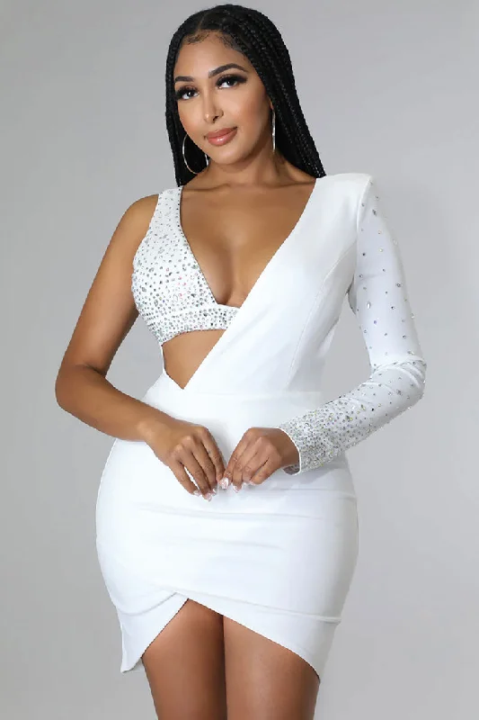 Asymmetrical Crystal Bra Long Sleeve Cutout Bodycon Party Mini Dress - White Tunics Gym athletic Asymmetrical Crystal Bra Long Sleeve Cutout Bodycon Party Mini Dress - White Tunics Gym athletic
