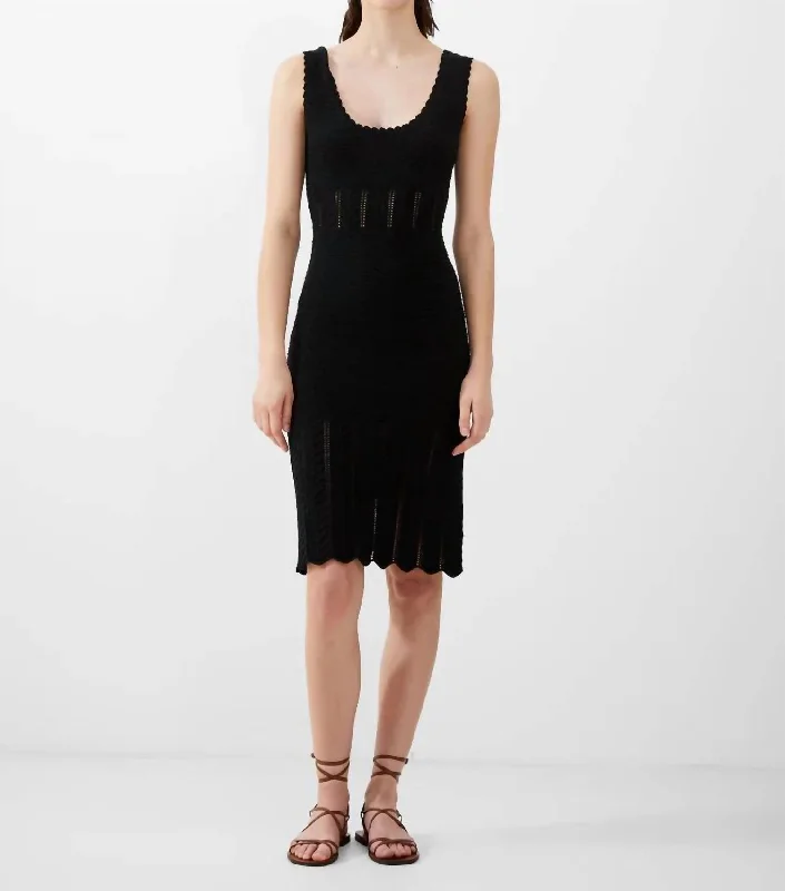 Nellis Dress In Black Crew Neckline Sporty