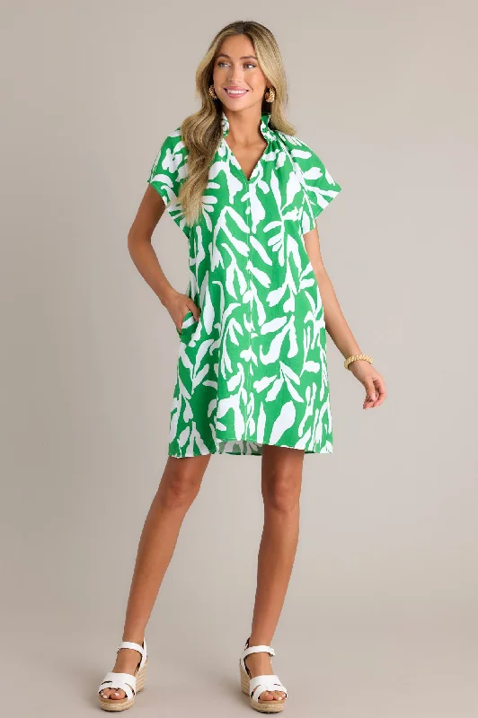 Time Of My Life Green Floral Short Sleeve Mini Dress (RESTOCK JULY) Fashionable Mini Dress with Slits Time Of My Life Green Floral Short Sleeve Mini Dress (RESTOCK JULY) Fashionable Mini Dress with Slits
