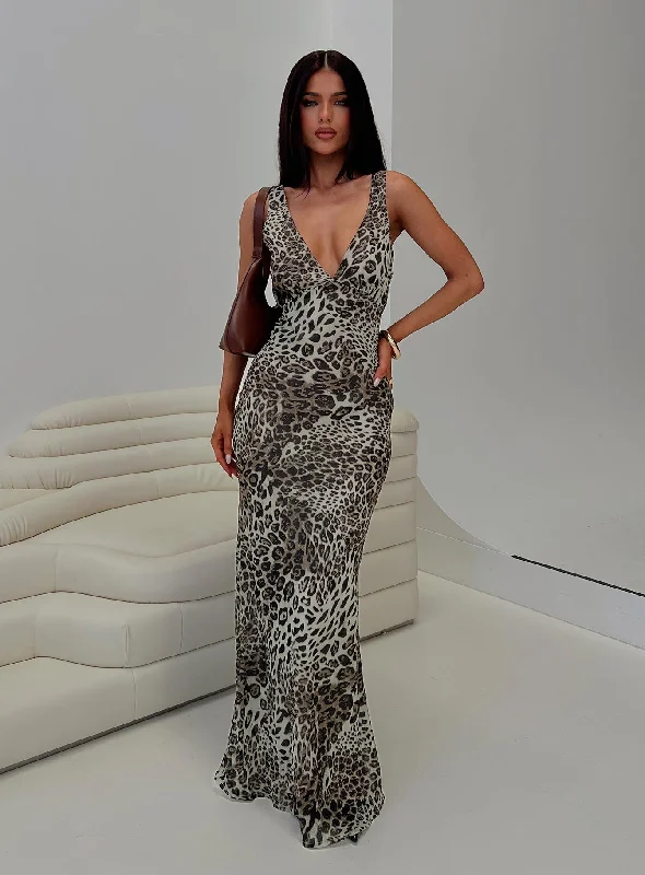 Nellie Maxi Dress Leopard Tunics Leisure comfortable