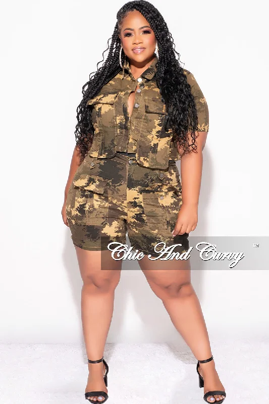 Final Sale Plus Size 2pc Collar Button Up Crop Top and Short Set in Camouflage Print Jersey Fabric Tulle Fabric Batik Fabric Final Sale Plus Size 2pc Collar Button Up Crop Top and Short Set in Camouflage Print Jersey Fabric Tulle Fabric Batik Fabric