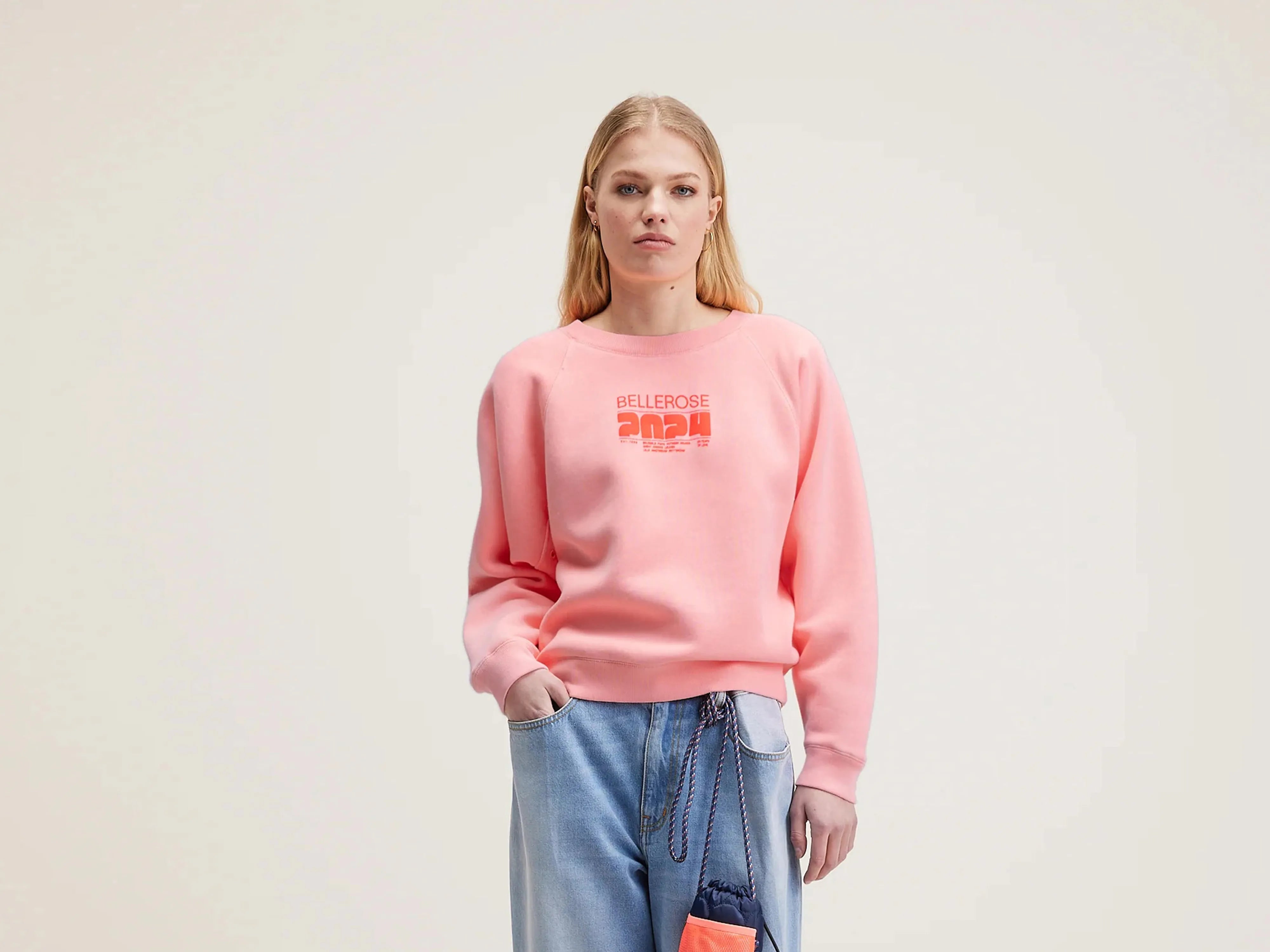 Fellay relaxed sweatshirt (242 / W / FLASH WASH) Hoodie with Slim Fit Tailored Modern Fellay relaxed sweatshirt (242 / W / FLASH WASH) Hoodie with Slim Fit Tailored Modern