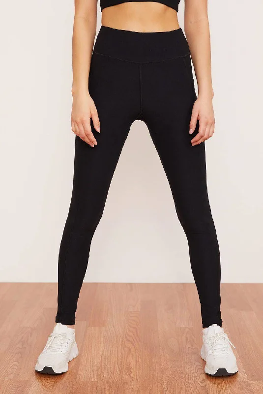 Pocket Leggings (Onyx) Trendy Sports Performance Leggings