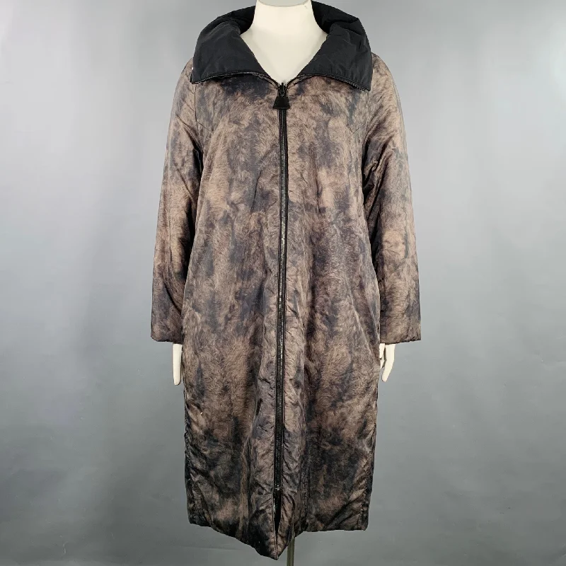 AKRIS Size 14 Black Brown Fur Effect Nylon Reversible Puffer Coat Embroidered Appliqued Beaded AKRIS Size 14 Black Brown Fur Effect Nylon Reversible Puffer Coat Embroidered Appliqued Beaded