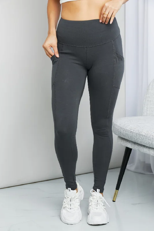 Ready to Roll Wide Waistband Pocket Leggings in Ash Grey - Boutique Comfortable Fleece-Lined Leggings Ready to Roll Wide Waistband Pocket Leggings in Ash Grey - Boutique Comfortable Fleece-Lined Leggings