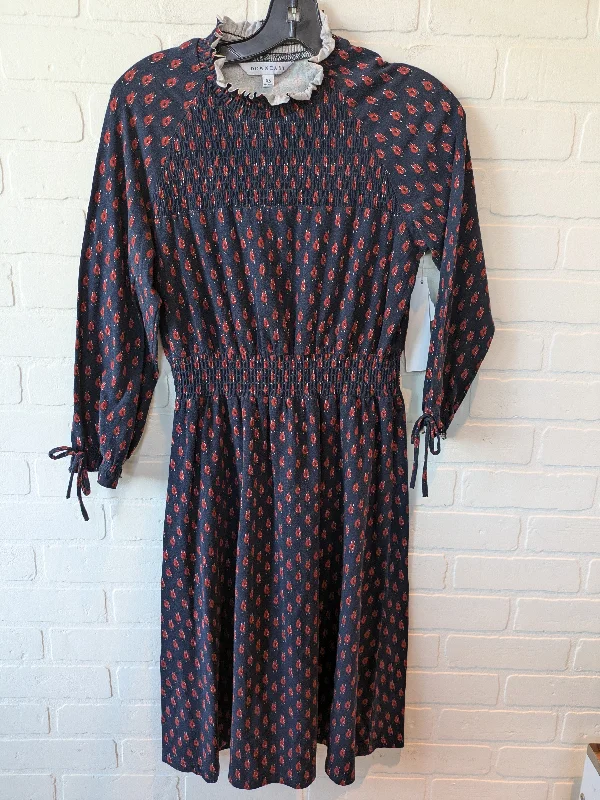Dress Casual Midi By Downeast In Blue & Red, Size: Xs Elegant Velvet Midi Dress