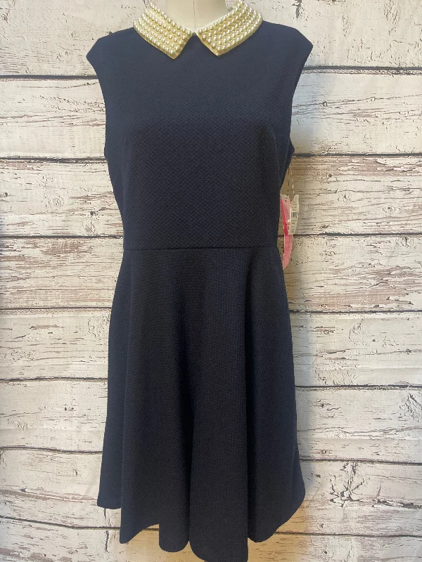 Dress Party Midi By Betsey Johnson In Navy, Size: L Trendy Tiered Hem Midi Dress